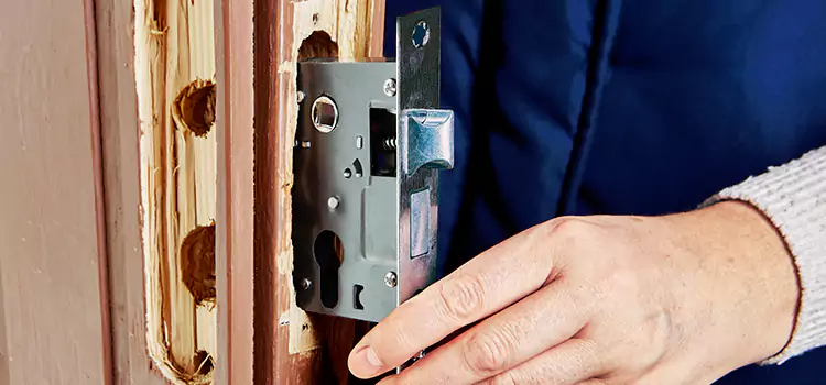 Garage Door Lock Replacement Fountain Valley